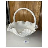 Hobbnail single handle Basket