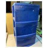 Three dwarf storage unit no wheels