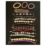 BRACELET LOT