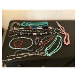 RANDOM JEWELRY LOT