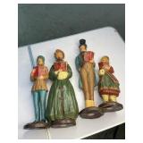 MCM painted paper Mï¿½chï¿½ carolers. Some condition