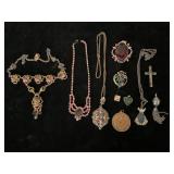 NECKLACES & PENDANTS