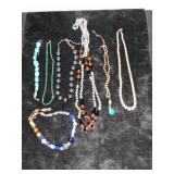 BEADED JEWELRY LOT
