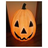 LIGHTED BLOW MOLD PUMPKIN 28ï¿½ HIGH
