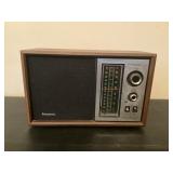 VINTAGE PANASONIC SOLID STATE RADIO