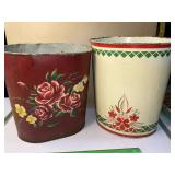 Old tin-painted waist cans