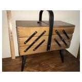 Martha, Washington Sewing box with contents