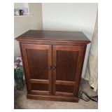 HOOKER FURNITURE ENTERTAINMENT CENTER