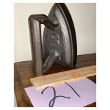 Antique SAVERY number eight iron