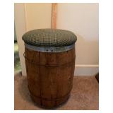 BARREL SEAT