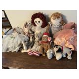 Dolls and beanie baby a lot
