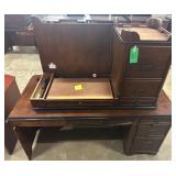 L-SHAPED DESK W/ LEFT RETURN