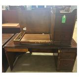 L-SHAPED DESK W/ LEFT RETURN