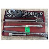 Large Socket w/Ratchet & 2 Breaker Bars