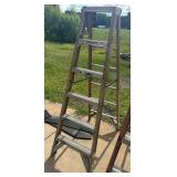 6' Fiberglass Step Ladder