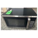 Nice Clean Hamilton Beach Microwave