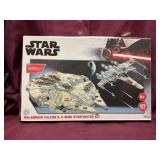 Star Wars Millennium Falcon and X-Wing Set
