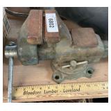 Number 4 Bench Vice with Swivel Base