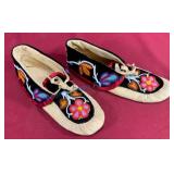 Northwestern Native American Beaded Moccasins