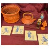 Decorative Ceramic Items and Figurines
