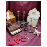 Vintage Kitchenware and Decor