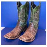 Ariat Men's Boots Size 13 with Green Accents