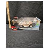 100% HotWheels Model Beatnik Bandit Diecast Car