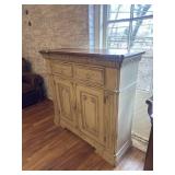 Shabby chic cabinet