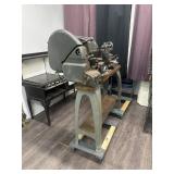 Metal lathe