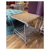 Wicker top table with metal base