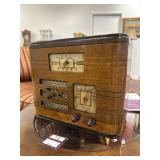 Philco radio
