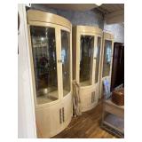 Set a three curio cabinet cabinets