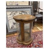 Curio table