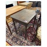 Two tier table