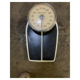 Health o meter Pro Series Analog Bathroom Scale
