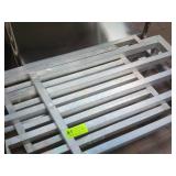 DUNNAGE RACKS