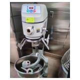 GLOBE 60 QUART MIXER