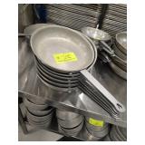 MEDIUM  FRY PANS