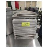 MEDIUM  SHEET PANS
