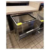GLASS TENDER SS UNDERCOUNTER ICE BIN