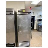 TRUE SS SINGLE DOOR FREEZER MODEL: T - 23F - HC