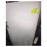 FRIGIDAIRE REFRIGERATOR
