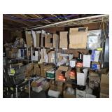 LOT OF PAPER GOODS