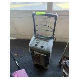DIEHARD BATTERY CHARGER