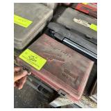 SNAP-ON 42 PIECE RETHREADING SET