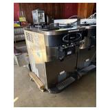 TAYLOR ICE CREAM MACHINE MODEL C723-33