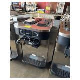 TAYLOR ICE CREAM MACHINE MODEL C723-33