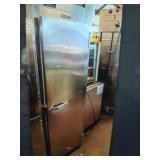 TRAULSEN SS SINGLE DOOR REFRIGERATOR
