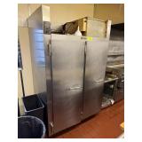 TRAULSEN SS 2 DOOR REFRIGERATOR TRAULSEN SS 2 DOOR REFRIGERATOR