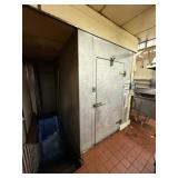 WALK IN COOLER WALK IN COOLER